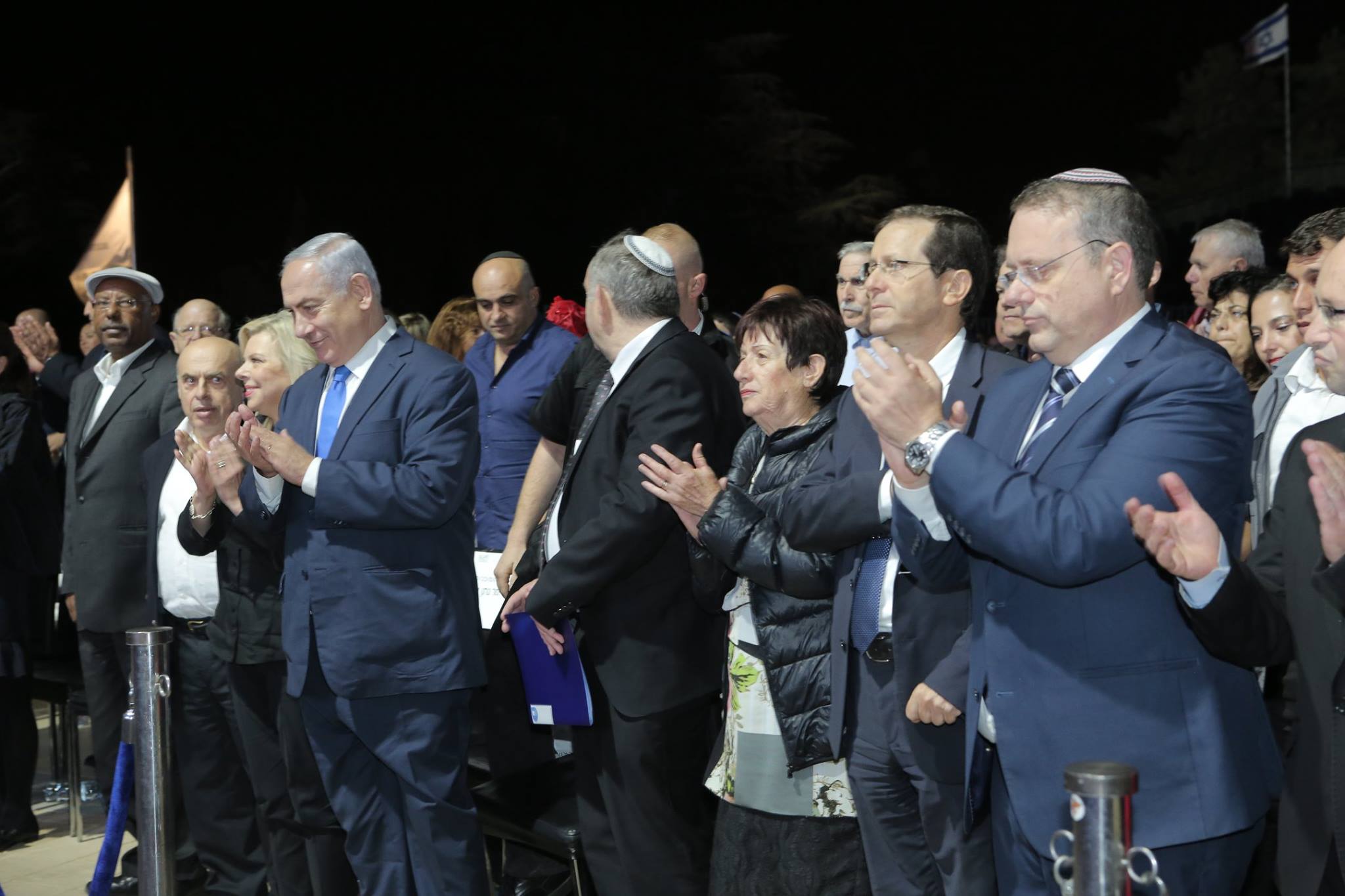 מחיאות כפיים