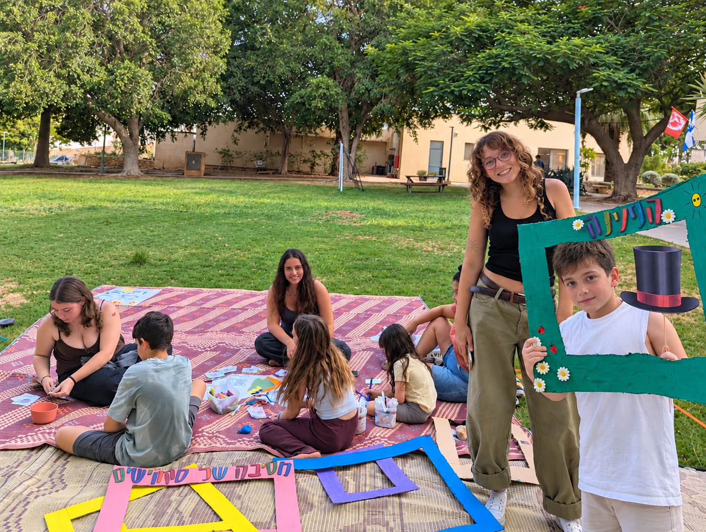 גרעין אומנויות בנערן: אמנות, מנהיגות וחוסן קהילתי